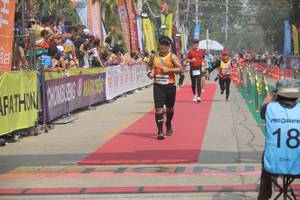 BIB: 
                            <button type="button" onclick="openModal(8248872)" class="btn btn-primary btn-sm float-right btn-popup" data-toggle="modal" data-target=".modal-high-quality">
                        <i class="fas fa-shopping-cart"></i> Add to Cart
                    </button>
                                            <button type="button" onclick="isThisMe(8248872, true)" class="btn btn-success btn-sm float-right btn-popup btn-isme hidden" data-toggle="tooltip" data-placement="bottom" title="นี่คือรูปของคุณใช่ไหม คลิกที่นี่เพื่อเอาเข้าอัลบั้ม">
                        <i class="fas fa-plus"></i> Add to album
                    </button>
                    <button type="button" onclick="isThisMe(8248872, false)" class="btn btn-warning btn-sm float-right btn-popup btn-isnotme hidden">
                        <i class="fas fa-ban"></i> Remove from album
                    </button>